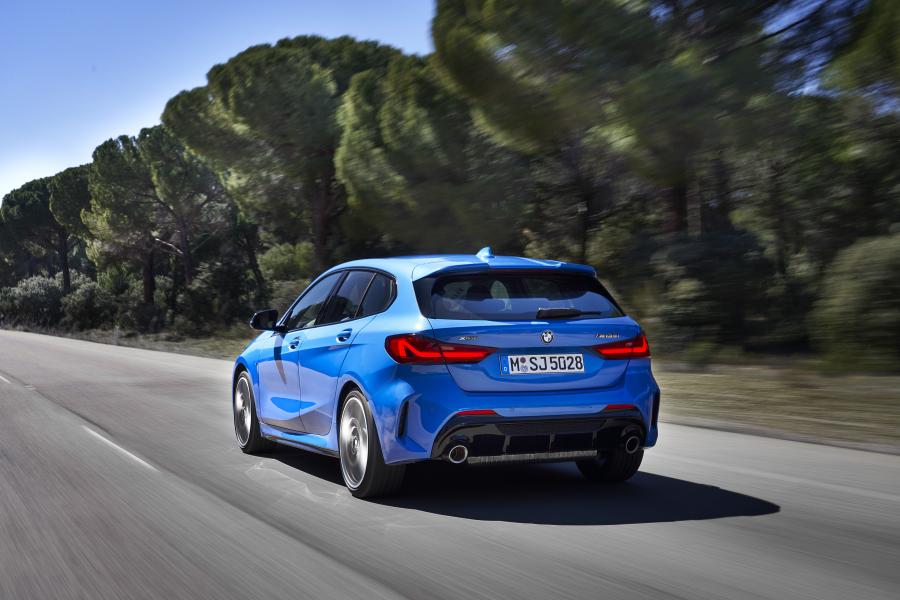  BMW M135i xDrive (F40) 2019 года  (WW) (фото 6 из 189)